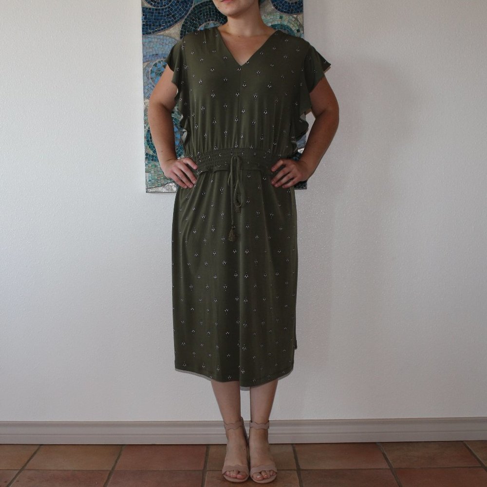 flutter sleeve dress